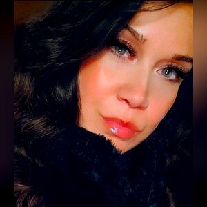 Meet your Posher, Mari